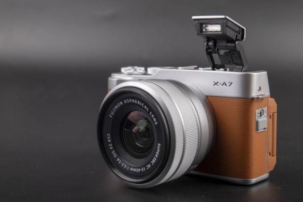 Fujifilm X-A7 Review