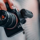 UHF One Tow One Lavalier langaton mikrofoni SLR Matkapuhelin Valokuvaus Haastatteluvideo Live Lavalier -mikrofoni