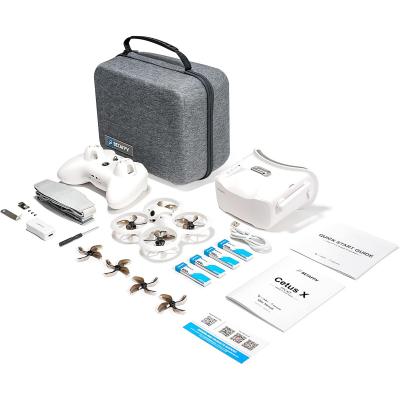 Kit Drone FPV BETAFPV Cetus X, FC Betaflight 1S, Drone de Course FPV Brushless 2 Pouces, ELRS 2.4G Frsky RTF avec Radio Transmetteur et Lunettes FPV pour Débutants, avec 4 batteries