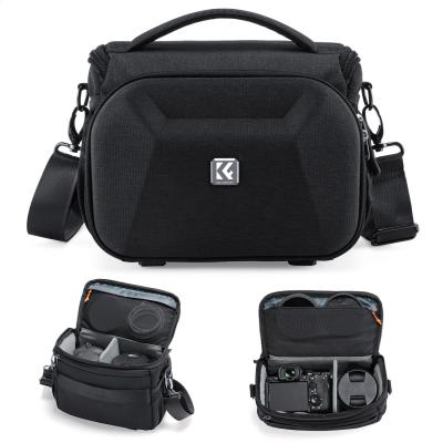 K&F Concept Kamera Sling Bag, Vandtæt Crossbody Taske med Hurtig Adgang til DSLR/Spejlløs, med Hård Skal & Stativholder, Størrelse M