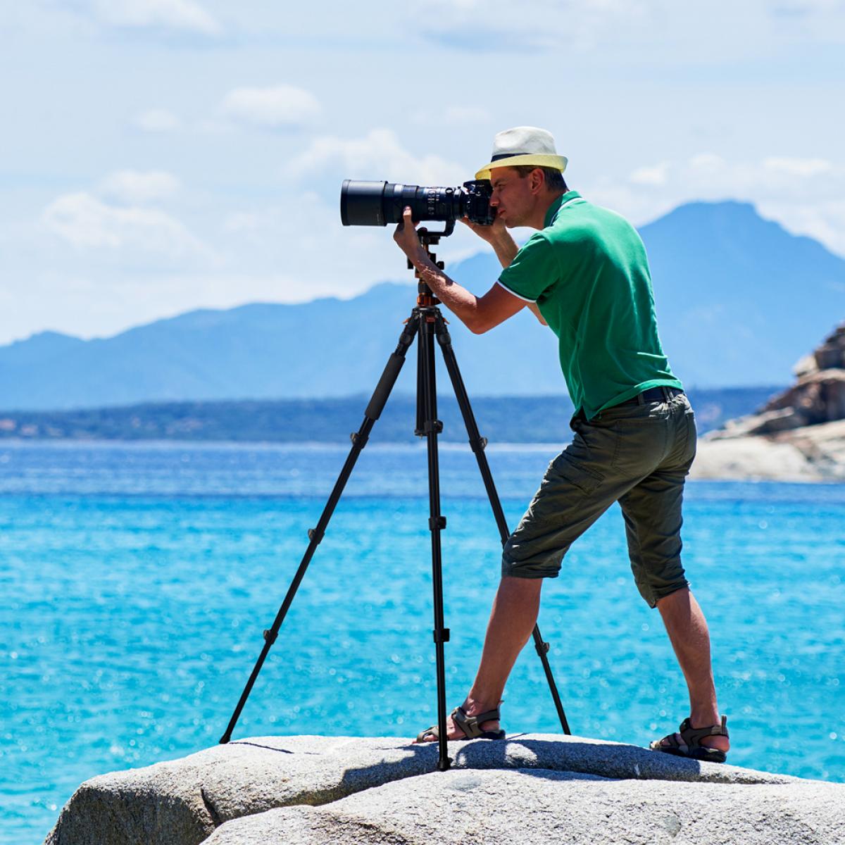 extendable travel tripod