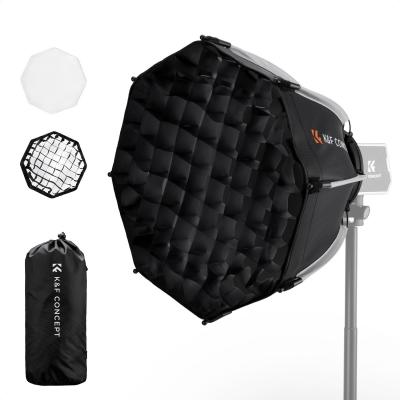 15.75" / 40cm Mini Octagonal Softbox for PL-60B Bowens Mount COB Video Lights, Includes Honeycomb Grid, Diffuser, and Drawstring Storage Bag.