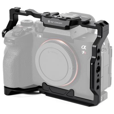 Gabbia completa per fotocamera Sony Alpha 7, rig video leggero in alluminio con base a sgancio rapido Arca-Swiss e attacco a slitta.