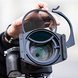 Square Filter Holder System Pro Kit (Filter Holder + 95mm Circular Polarizer + Square ND1000 Filter + 4 Filter Adapter Rings)